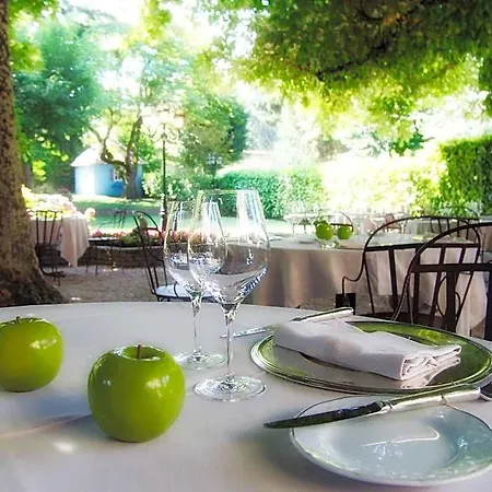 Restaurant Chavant 호텔 4*